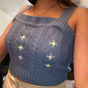 •Cider •Never been worn! •Knit material• Great Condition•